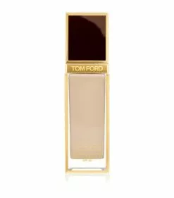 TOM FORD Shade And Illuminate Soft Radiance Foundation SPF 50 5.5 BISQUE Foundations